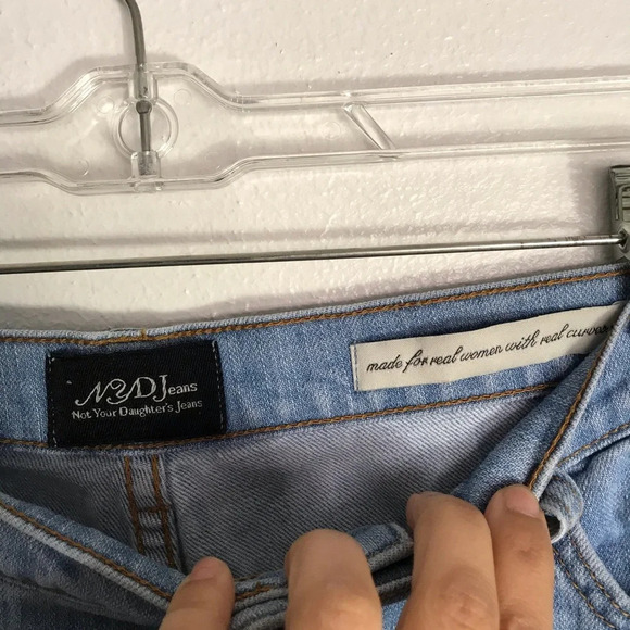 Not your daughter’s jeans Sz 12 - Picture 4 of 7